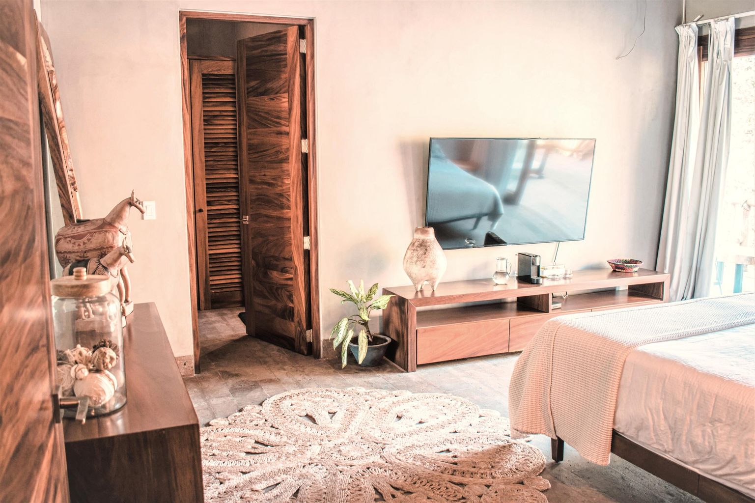 20211002233811597261000000-o