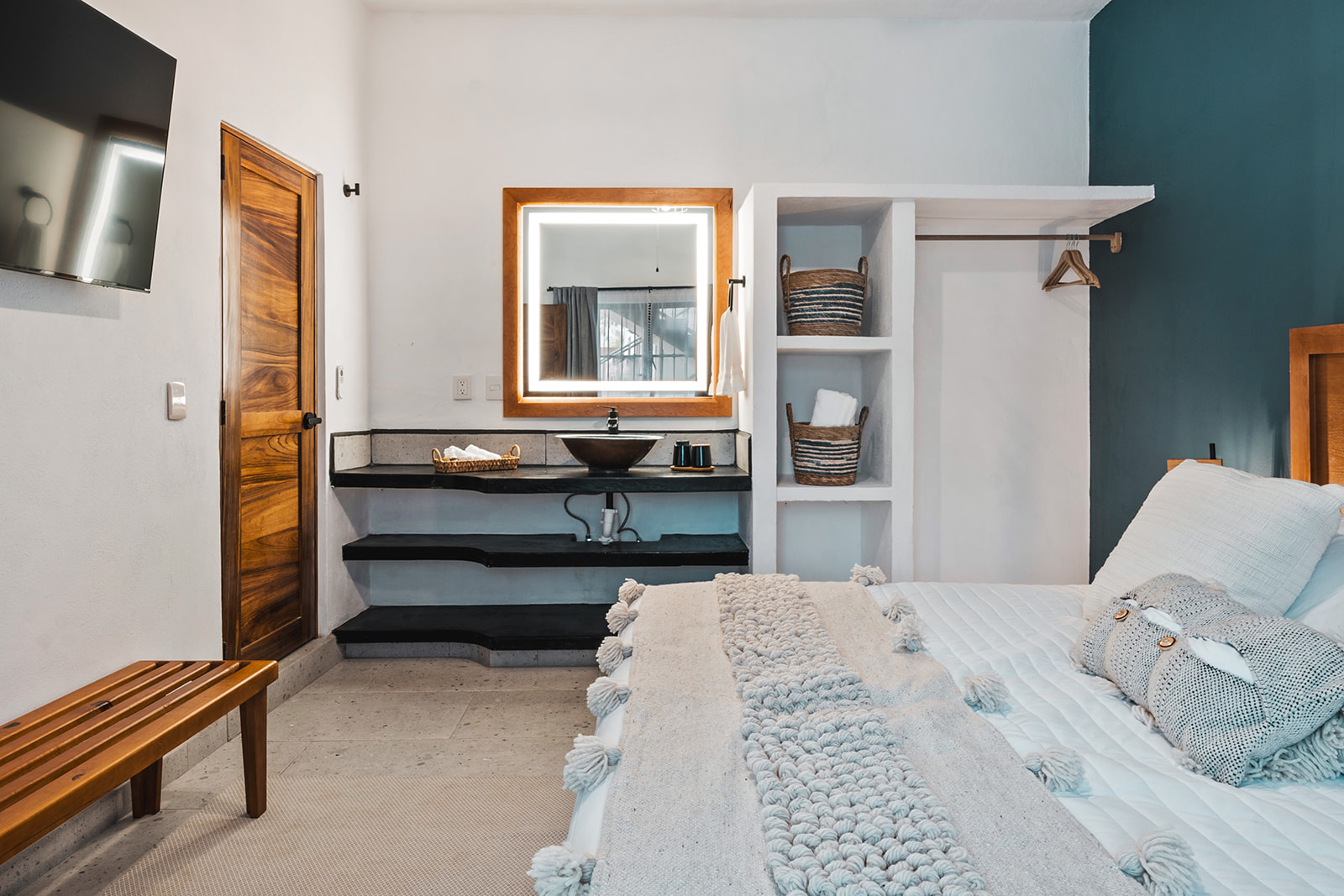 Casa Latino, Vacation rental, San Pancho. Real estate agent.