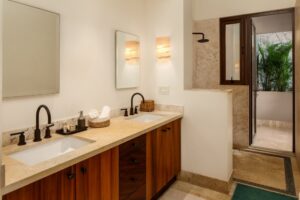 c4a5e029-3a05-4c37-9b18-5659dce7eb28