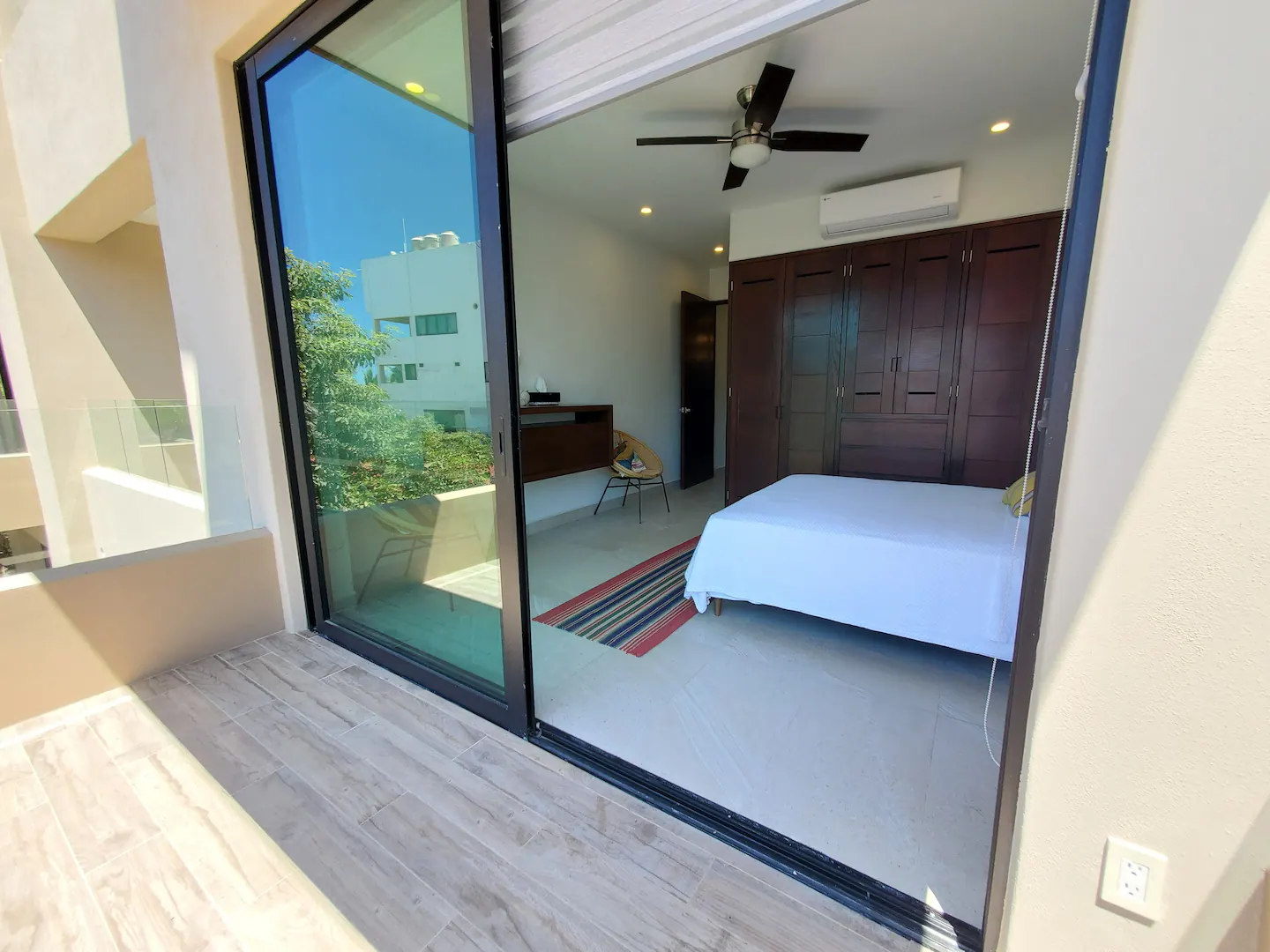 f58f240a-1f21-417e-bf29-37c9ca26d360